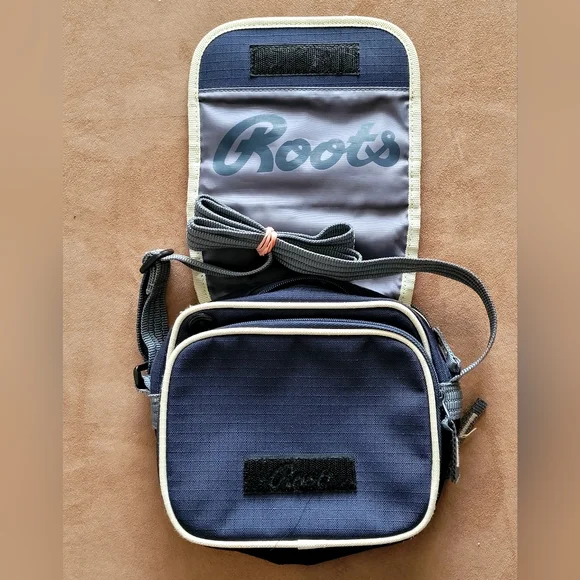 Classic Roots Hip Bag - Picture 3 of 5